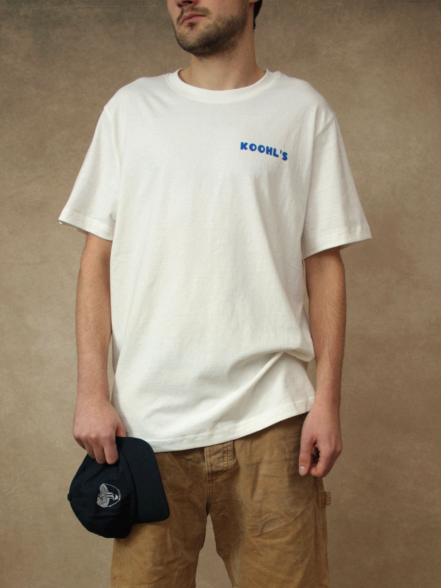 Koohl's Ramen T-Shirt, vegane Miso-Ramen als Rückenmotiv, Siebdruck auf Bio-Baumwolle, blauer Druck auf weißem Bio-Baumwoll T-Shirt