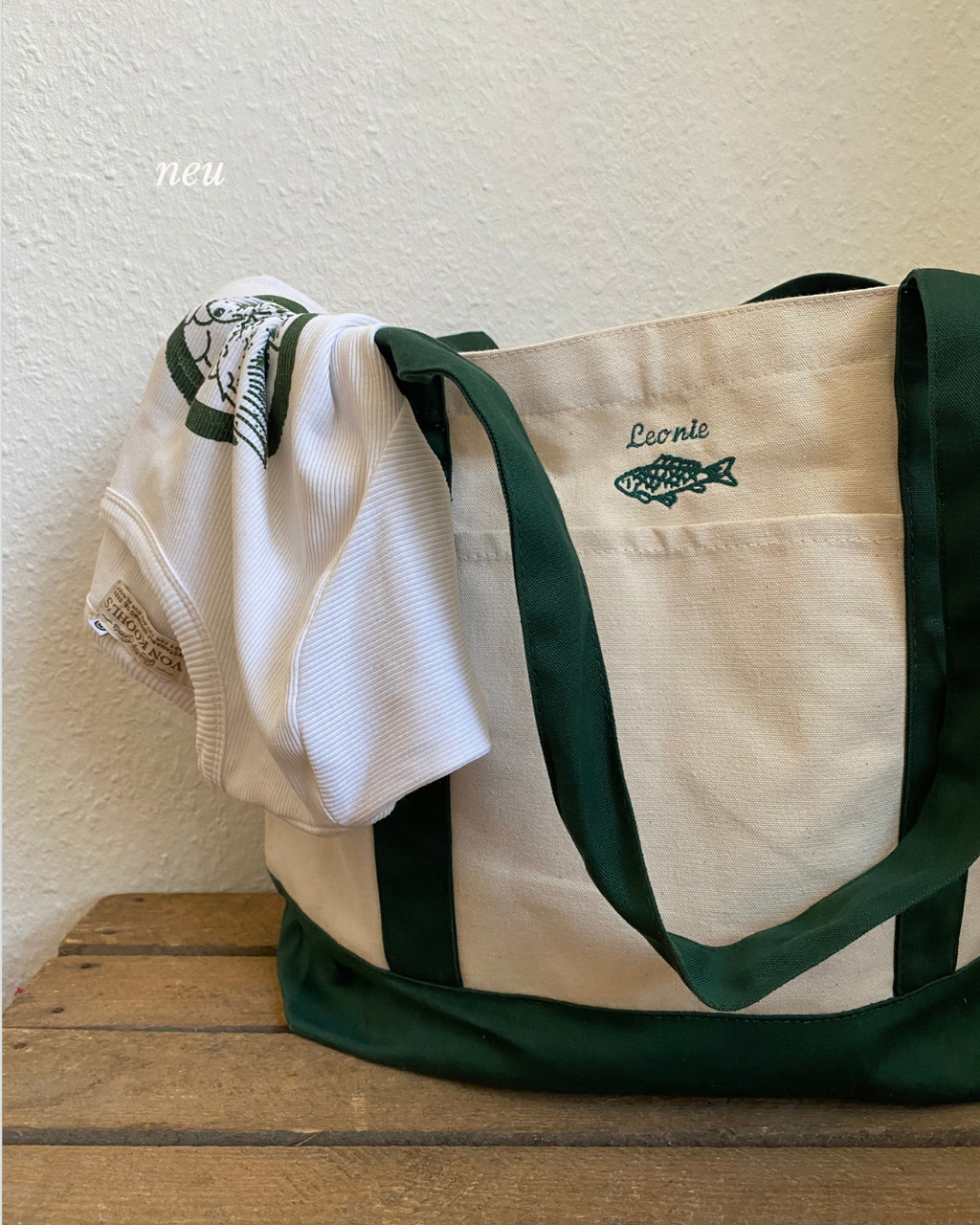 Custom See-Shopper