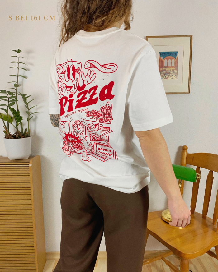 Nachhaltiges Bio-T-Shirt mit Pizzamotiv, handbedruckt – Koohl’s Slow Fashion